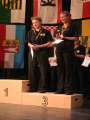 047 Kim Witzel, Isabelle Krafczyk, Pokal.jpg